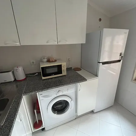Typical Bica Apartment Lisbon Exterior photo